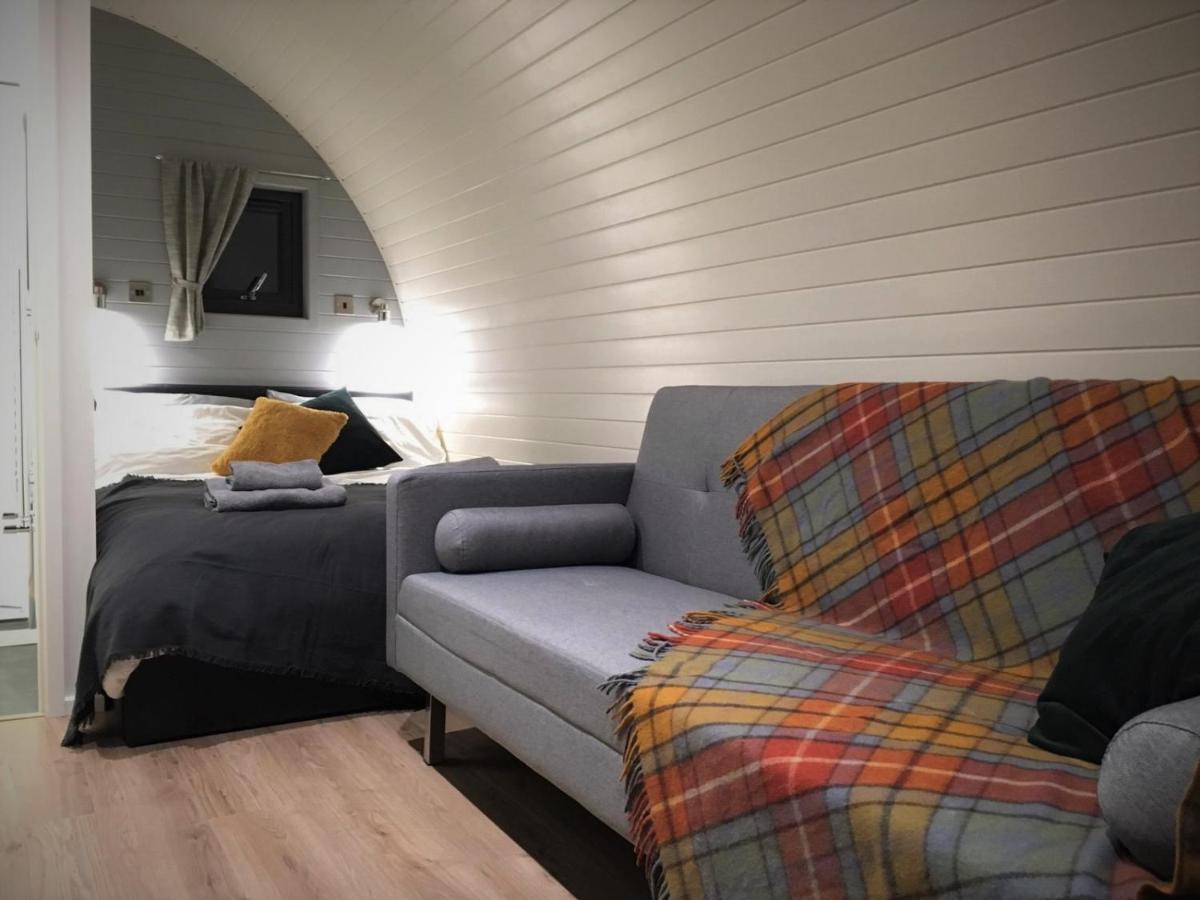 Tomatin Glamping Pods Hotel Инвернес Екстериор снимка